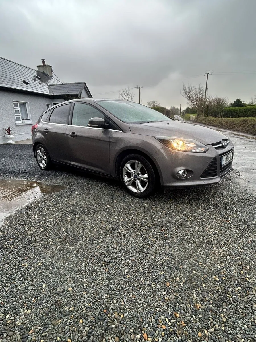 2014 Ford Focus 1.6dsl Zetec - Image 3
