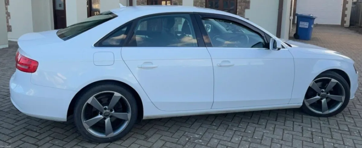 Audi A4 - Image 2