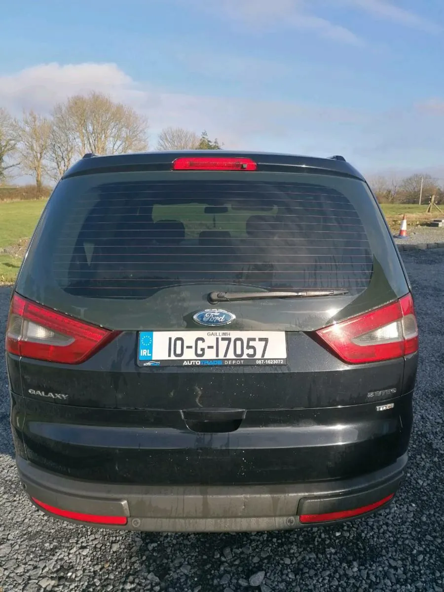 Ford Galaxy - Image 2