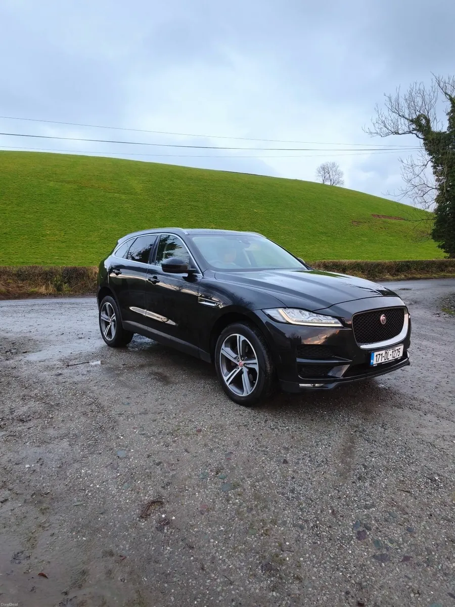 Jaguar F-Pace 2017 - Image 2