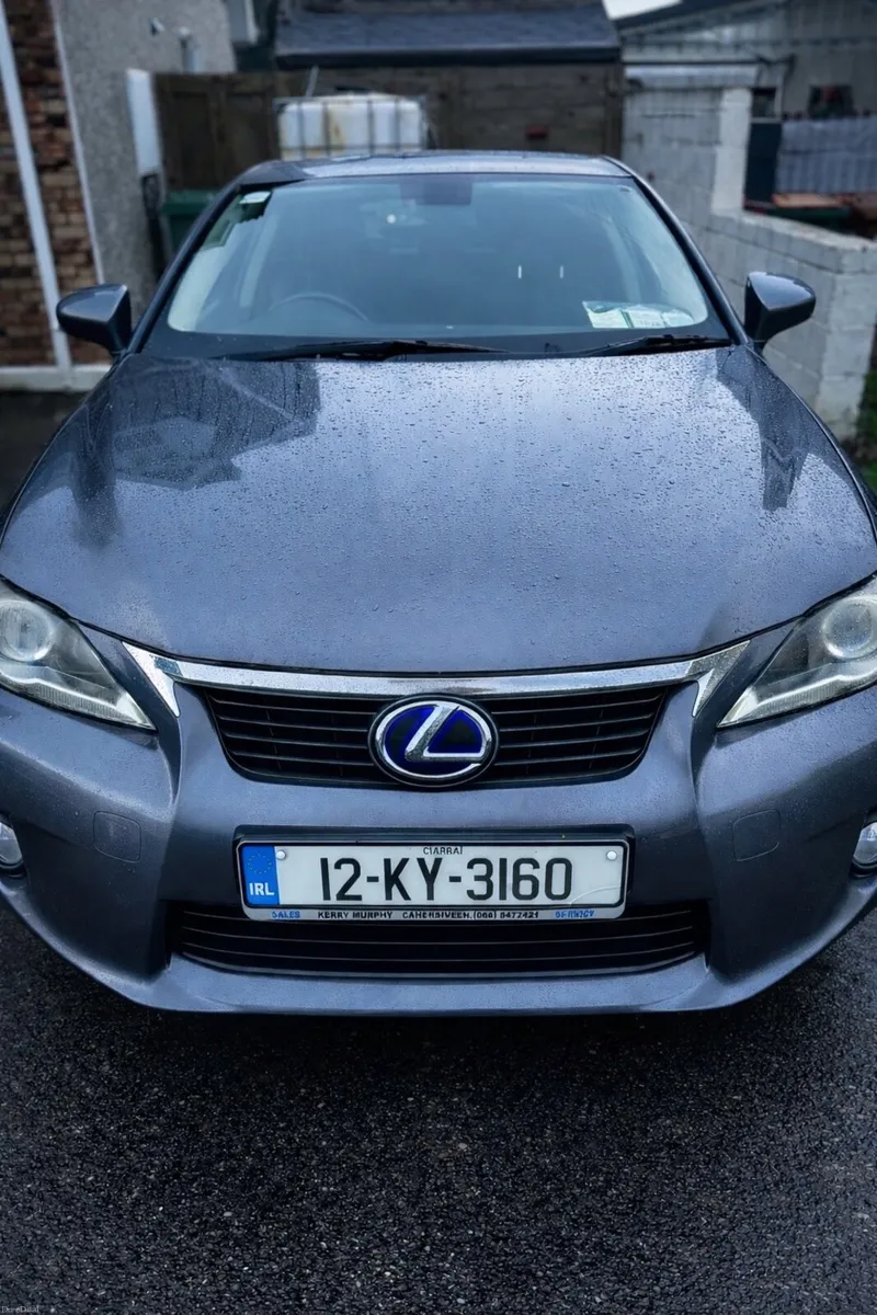 Lexus CT200h - Image 3