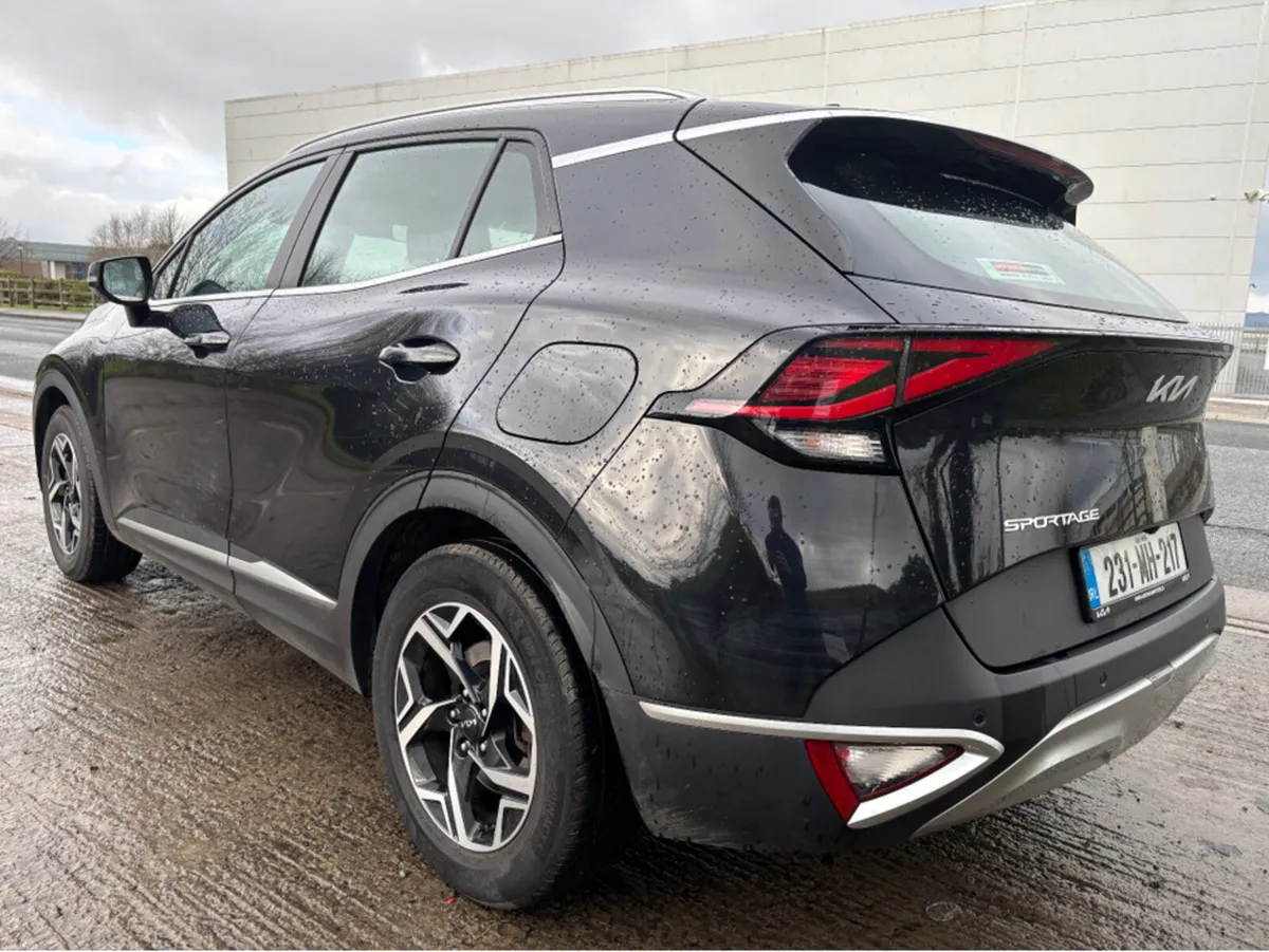Kia Sportage K2 DIESEL 5DR - Image 3