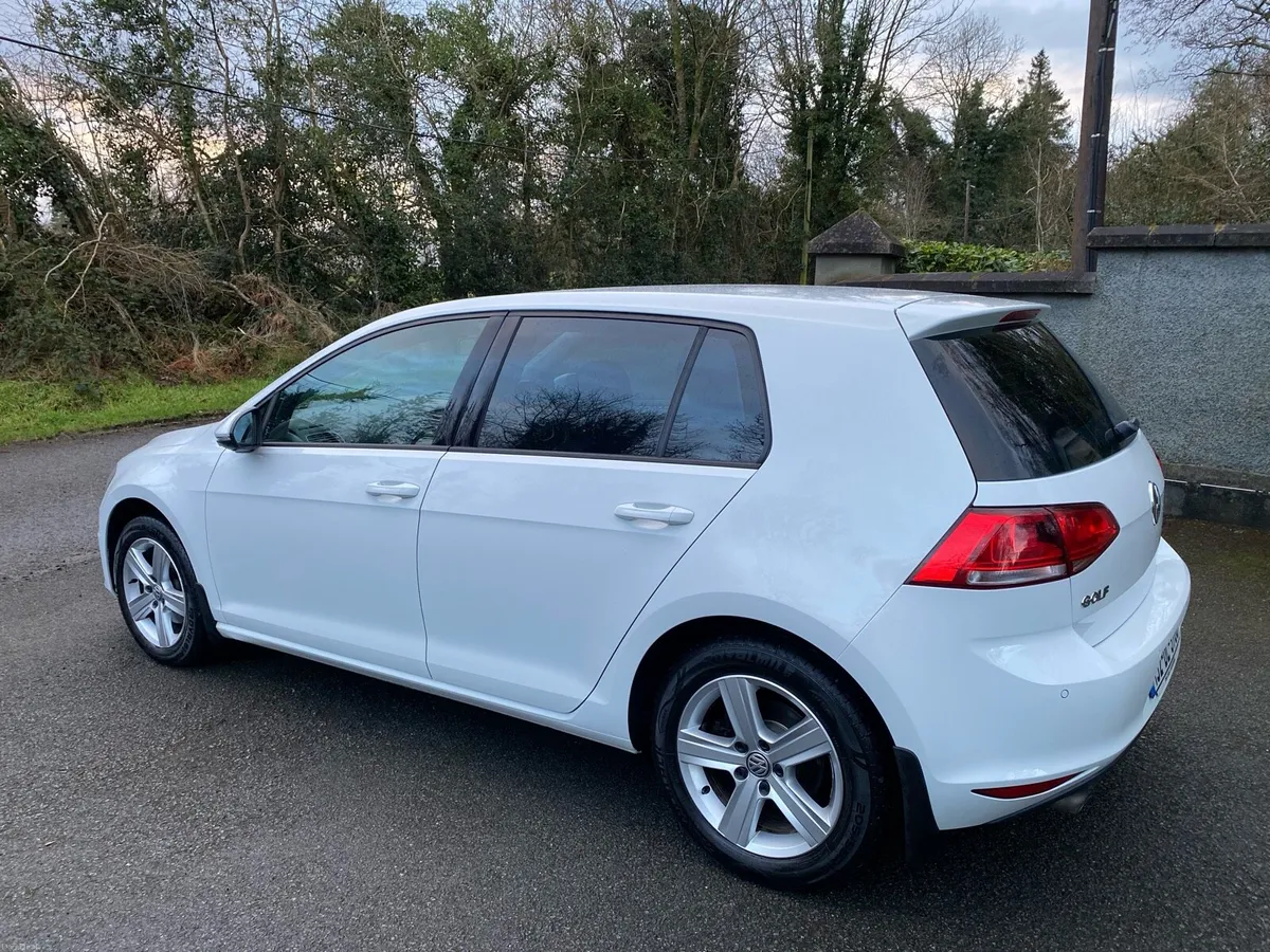 2015 Volkswagen Golf - Image 3