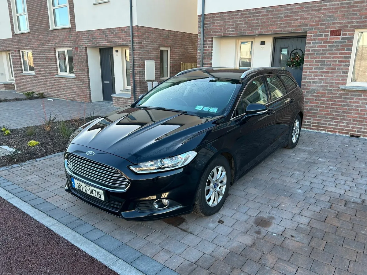 Ford Mondeo 2.0 - CarPlay - Wireless Phone Charger - Image 2