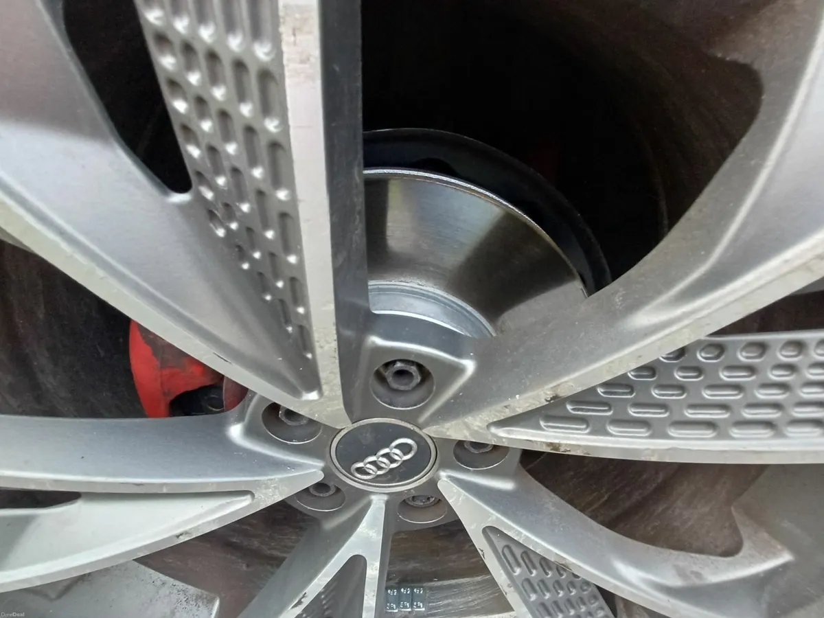 Audi A3 2015 - Image 4