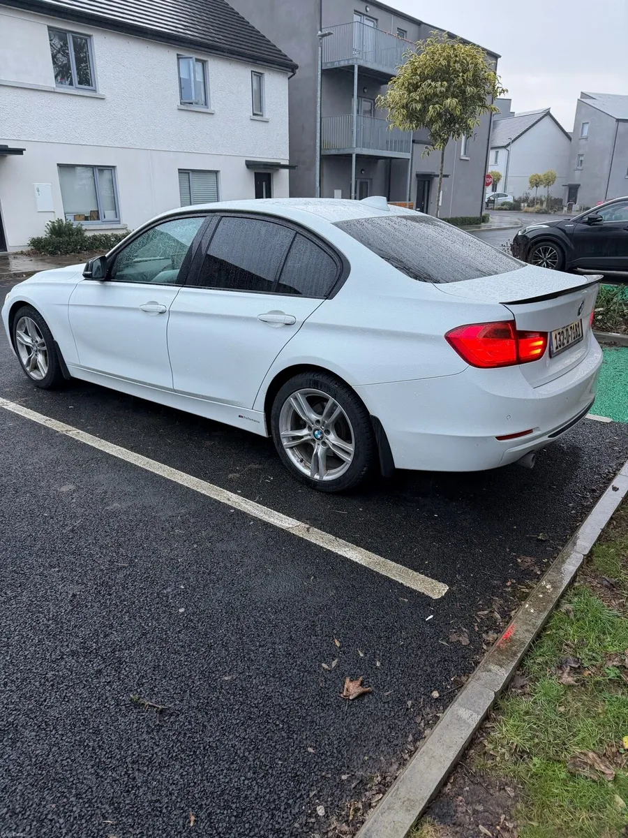 BMW F30 - Image 4