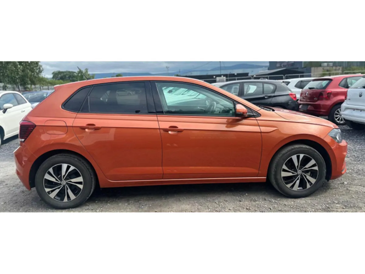 Volkswagen Polo 1.0 Petrol AUTOMATIC AUTO PARK LOW - Image 4