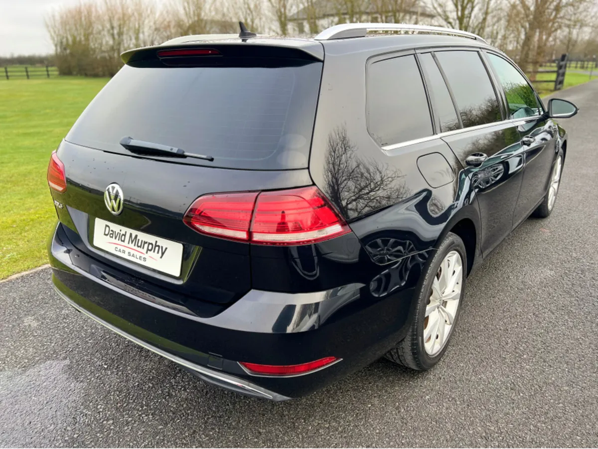 Volkswagen Golf Estate comfort line premium - Image 4