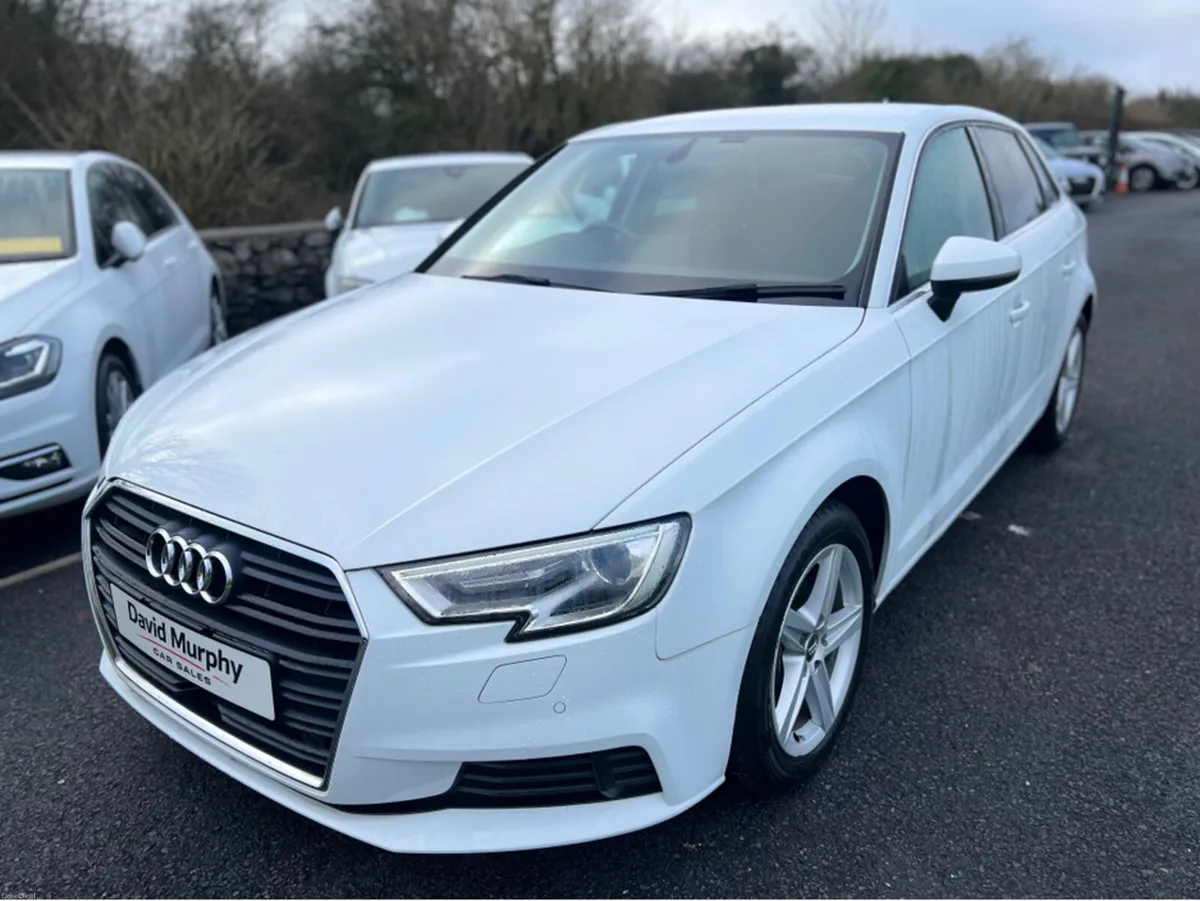 Audi A3 Hatchback se - Image 2