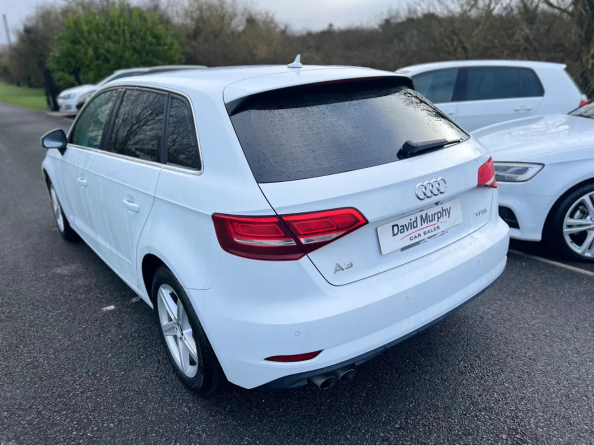 Audi A3 Hatchback se - Image 3