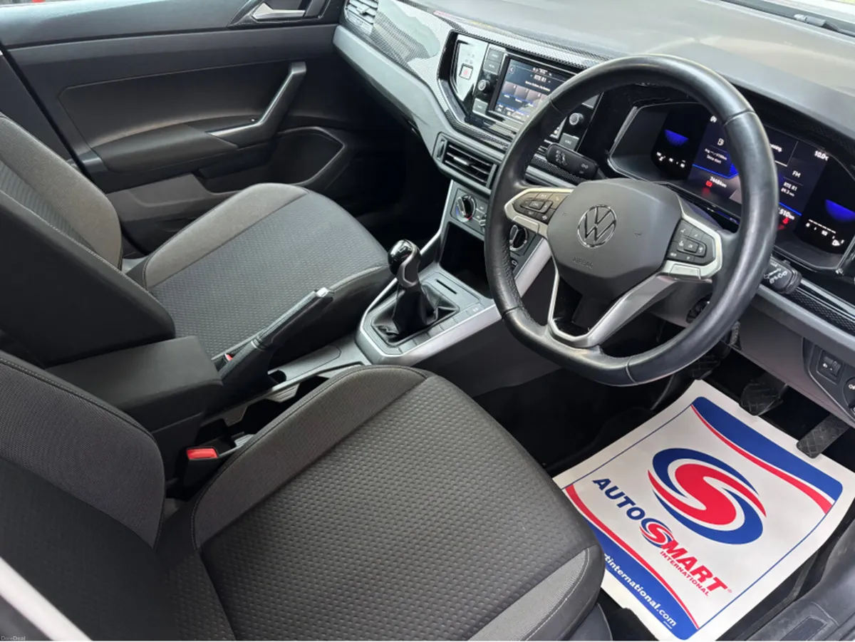 Volkswagen Taigo LIFE 1.0 TSI 95BHP MANUAL 5SPEED - Image 3