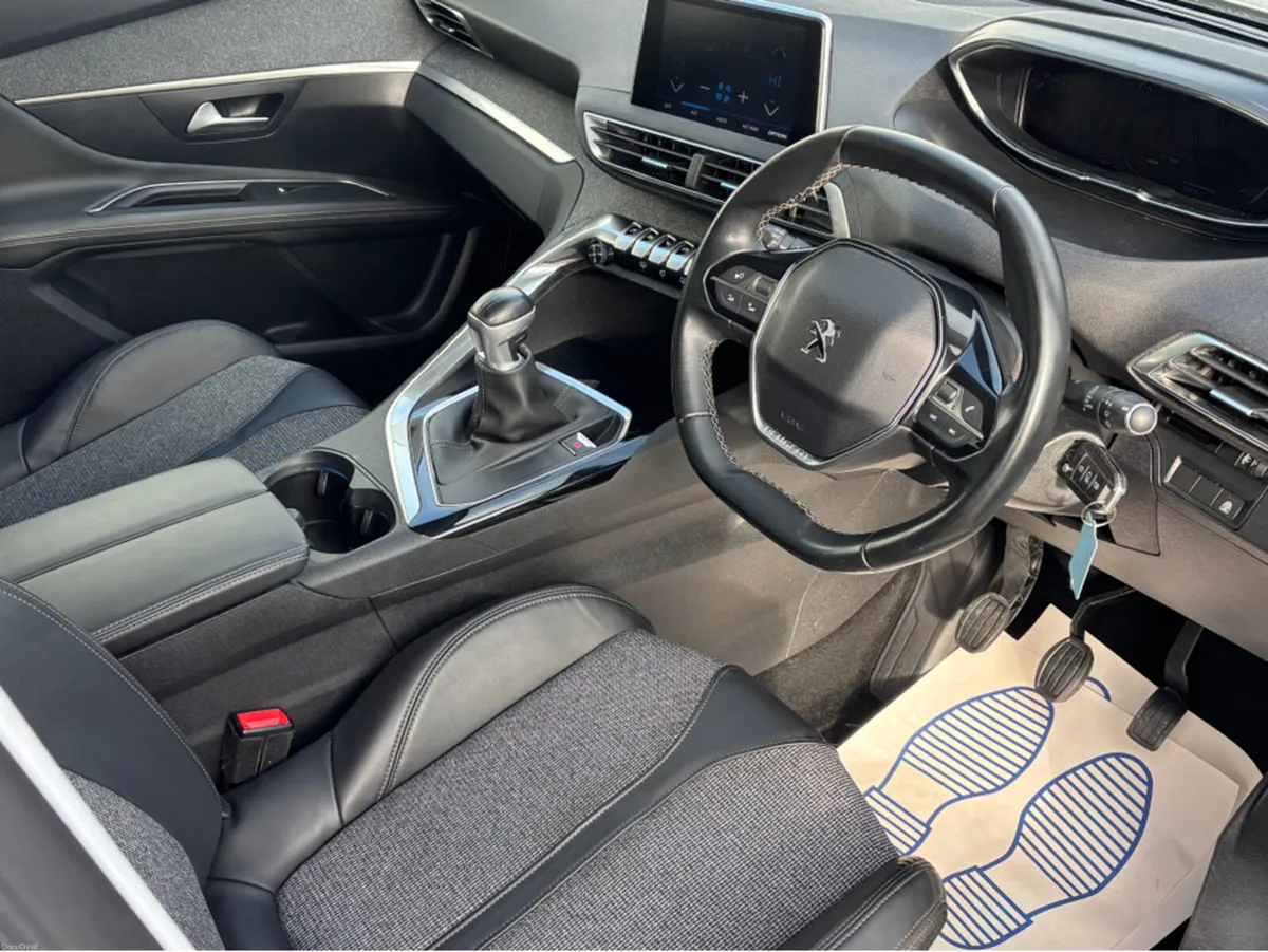 Peugeot 3008 ALLURE 1.5 BLUE HDI 130 6 6.2 4DR - Image 2