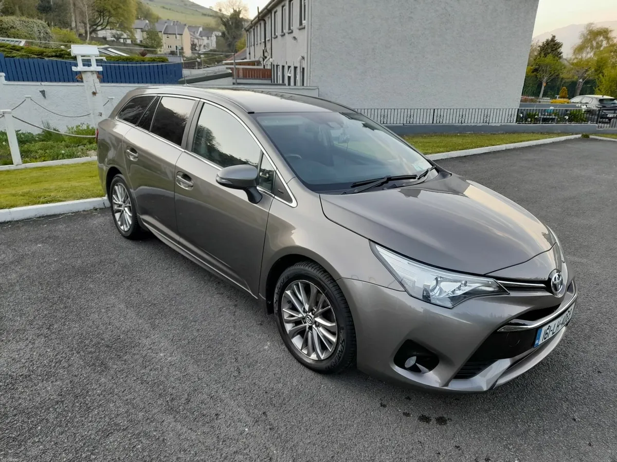 Toyota Avensis 2016 - Image 4