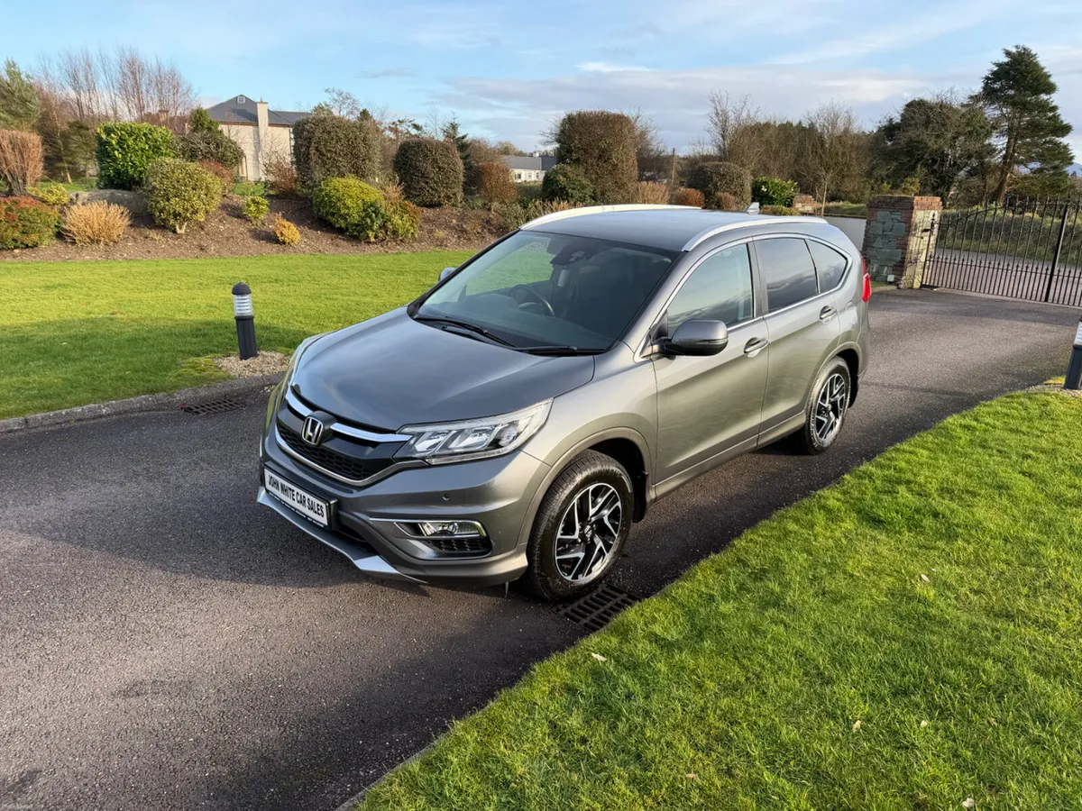Honda CR-V 2017 4 WD - Image 1