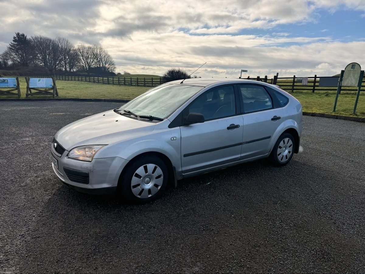 Ford Focus 2007 - Image 2