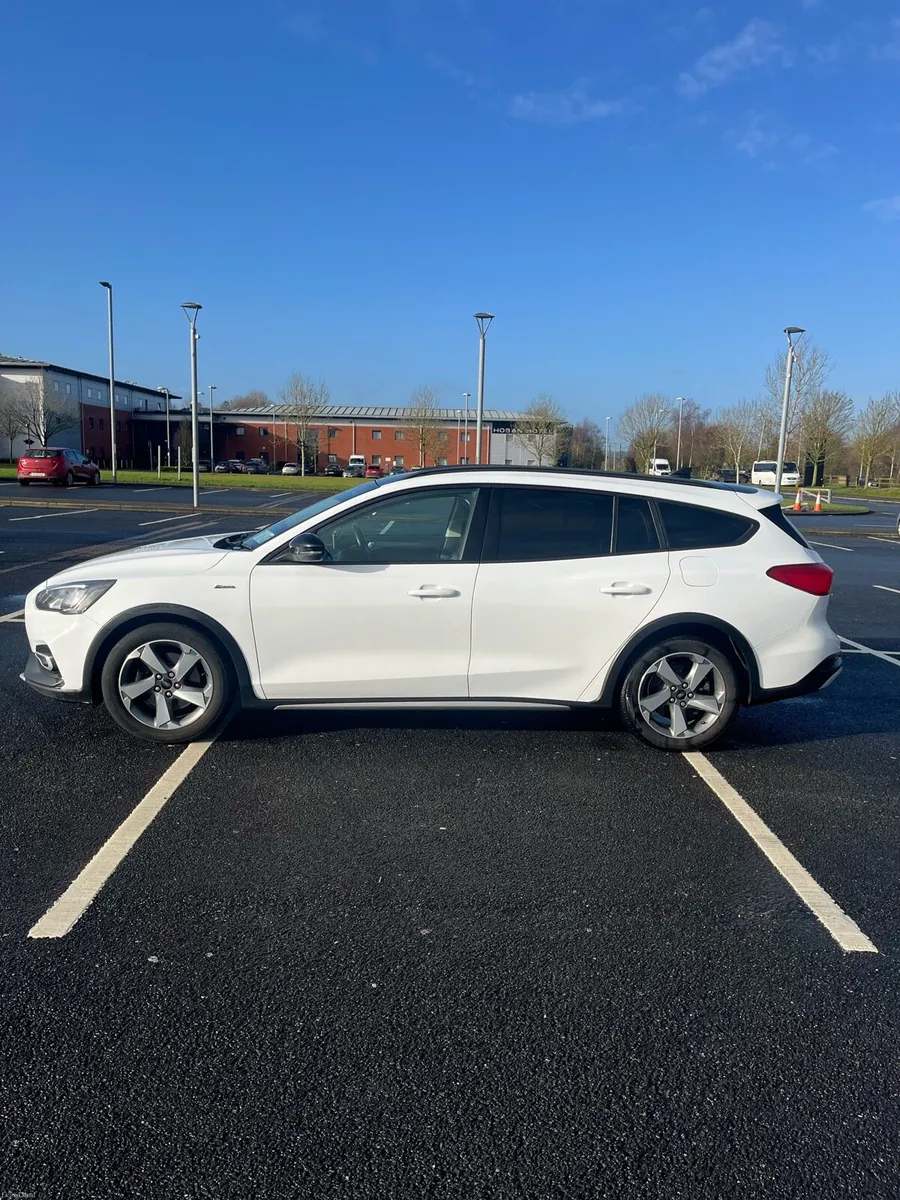 Ford Focus Estate - Image 4