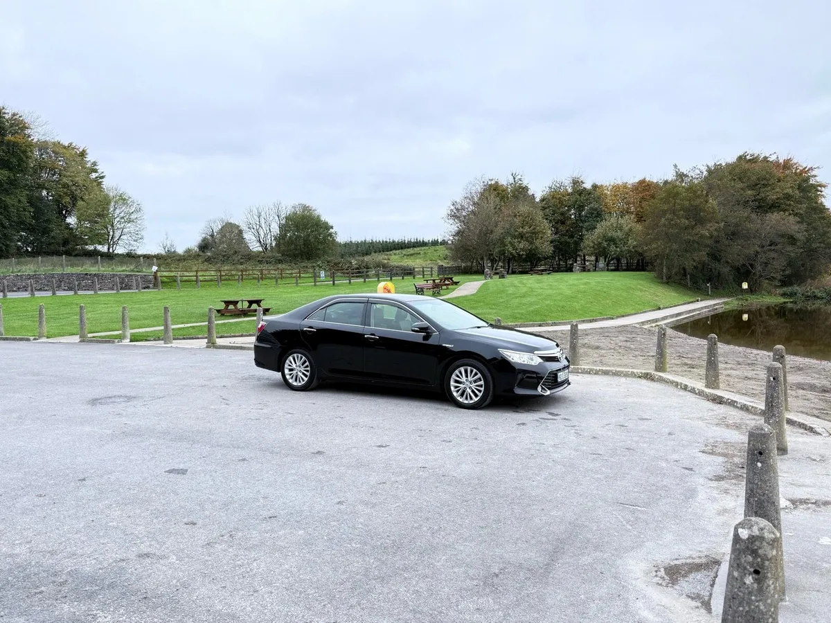 Toyota Camry - Image 2