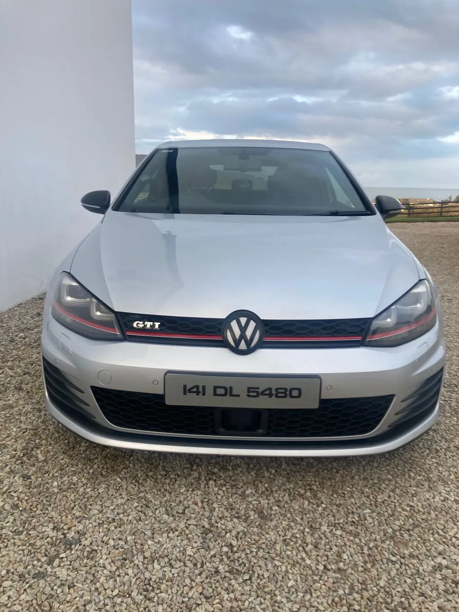 Volkswagen Golf 2014 - Image 3