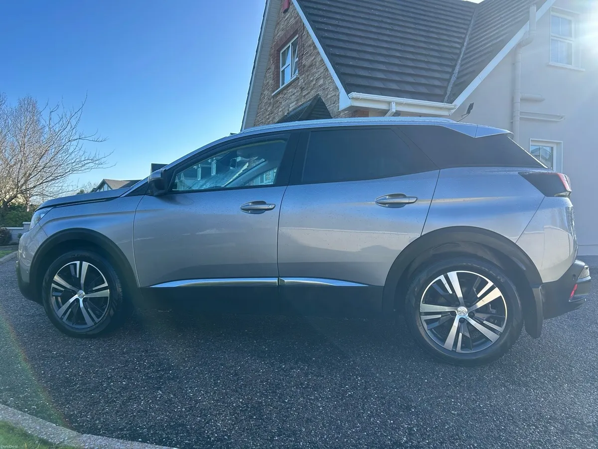 PEUGEOT 3008 1.5 HDI - Image 2