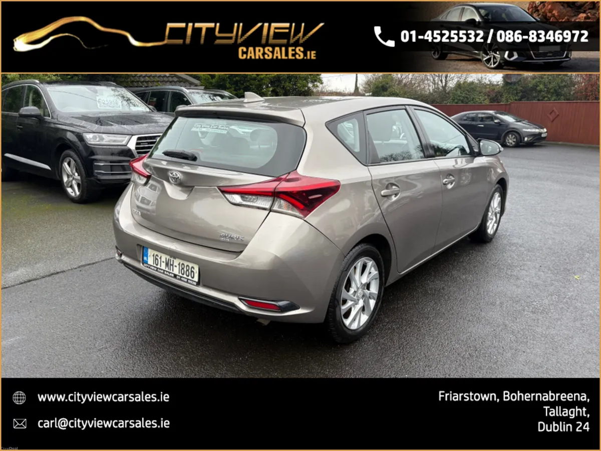 Toyota Auris 1.33 AURA 5DR LOW MILAGE - Image 4