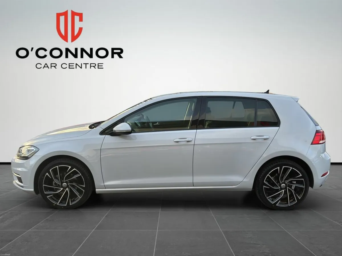 Volkswagen Golf “Upgraded wheels, upgraded look.” - Image 4