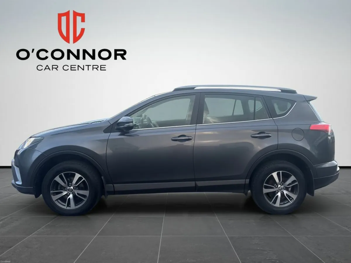 Toyota RAV4 “Rock-solid reliability with space for - Image 2