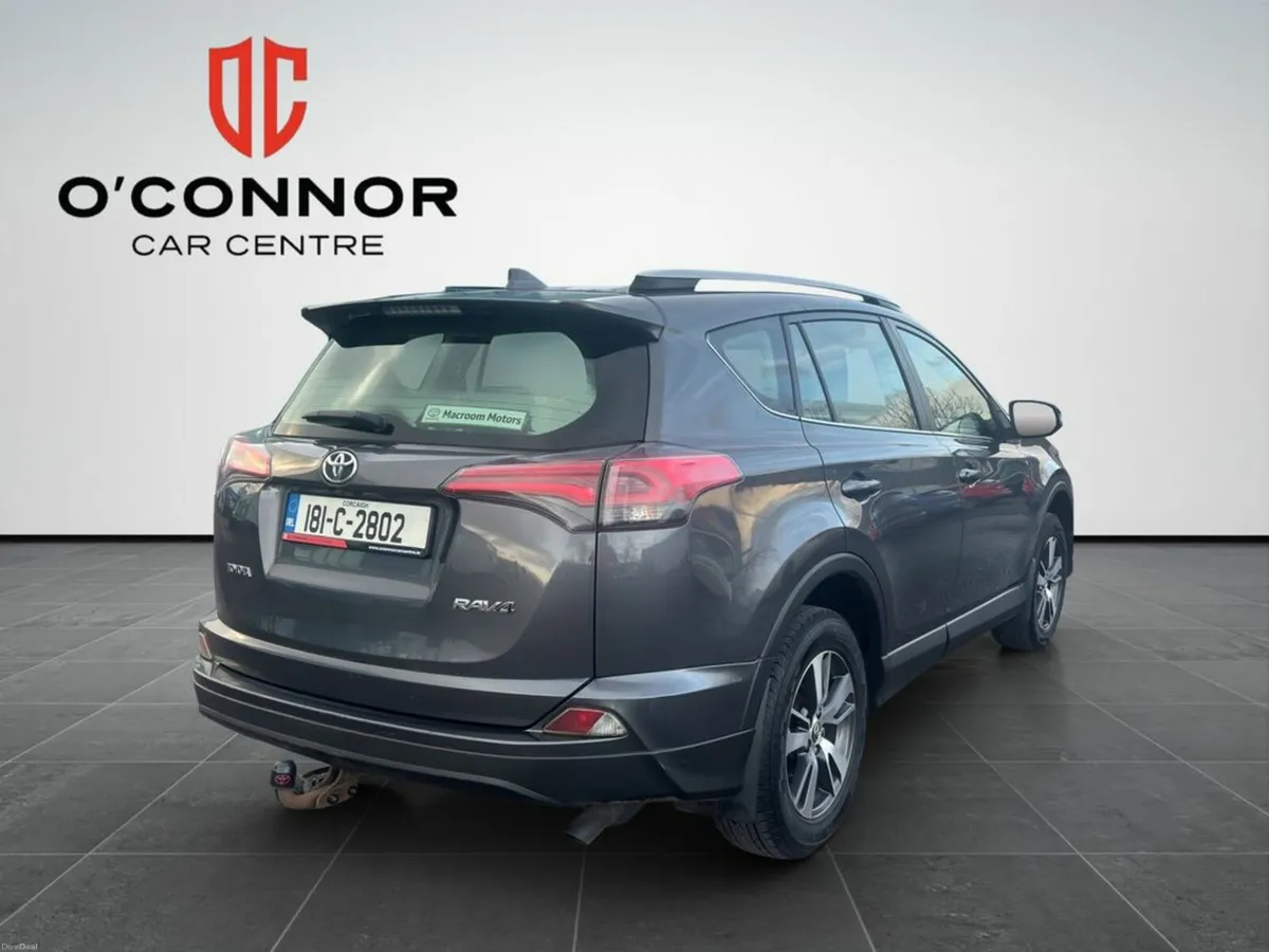 Toyota RAV4 “Rock-solid reliability with space for - Image 4