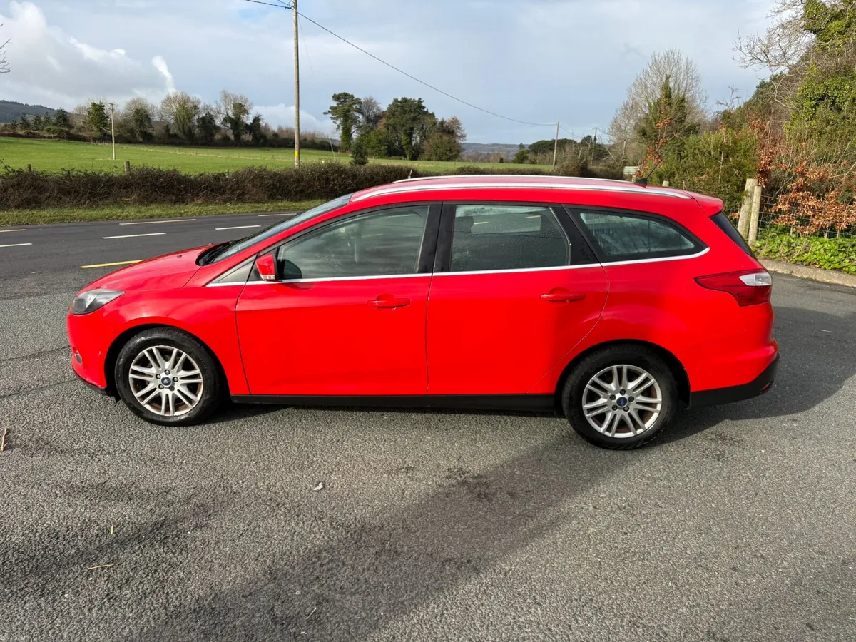 Ford Focus 2013 - Image 4