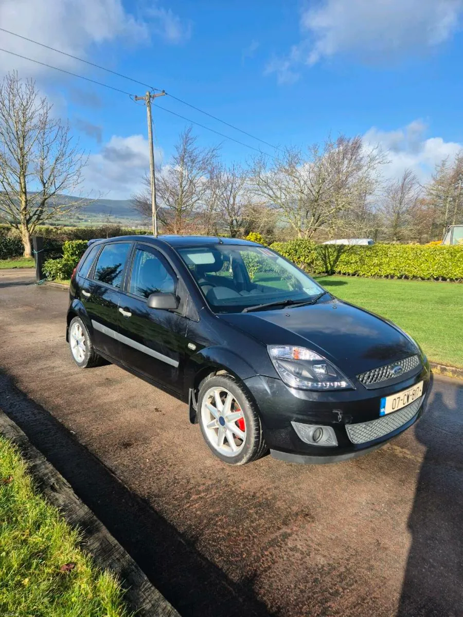 Ford Fiesta 2007 - Image 2