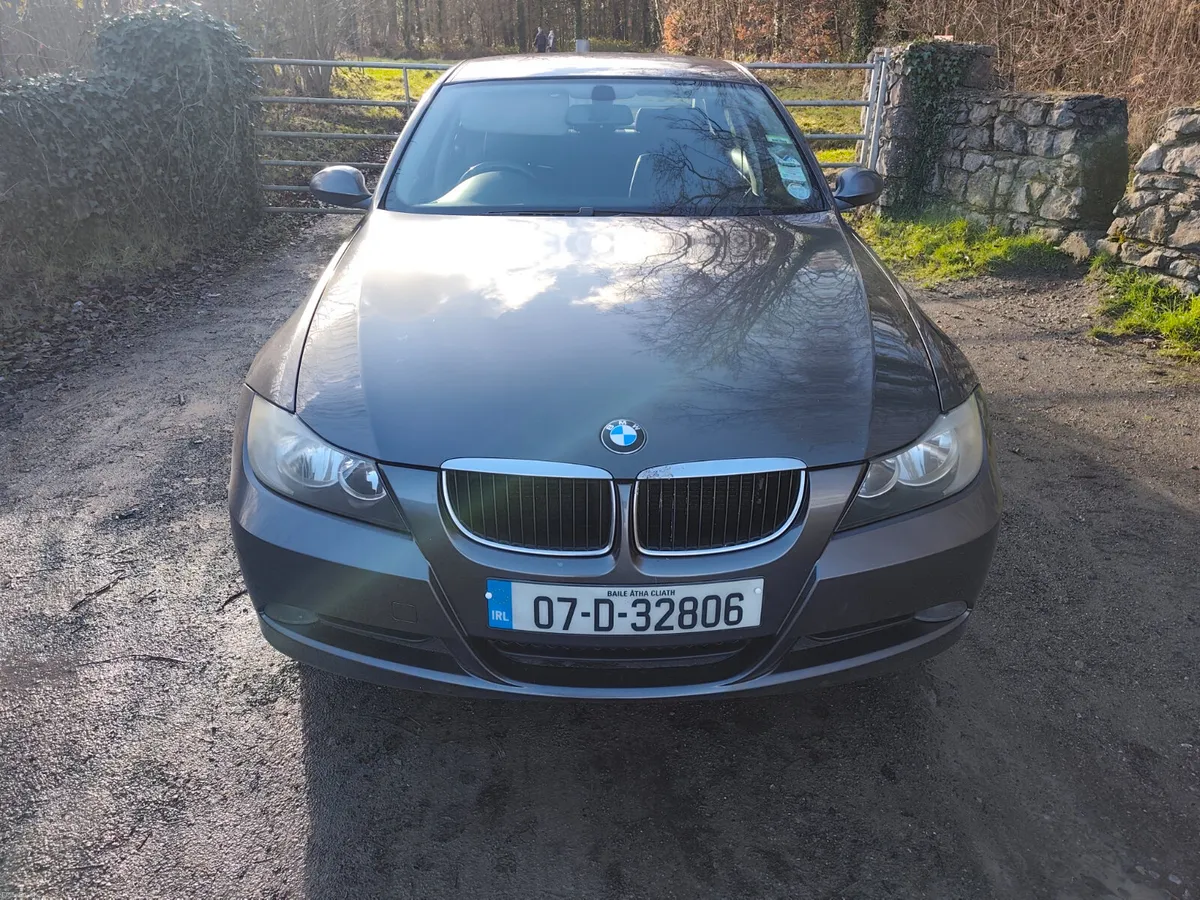 BMW 316i  2007 - Image 2