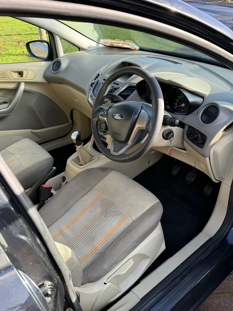 Ford Fiesta 2009 - Image 4