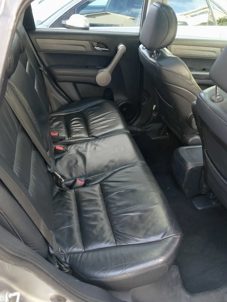 Honda CR-V 4 Well Drive.   NCT - Image 3