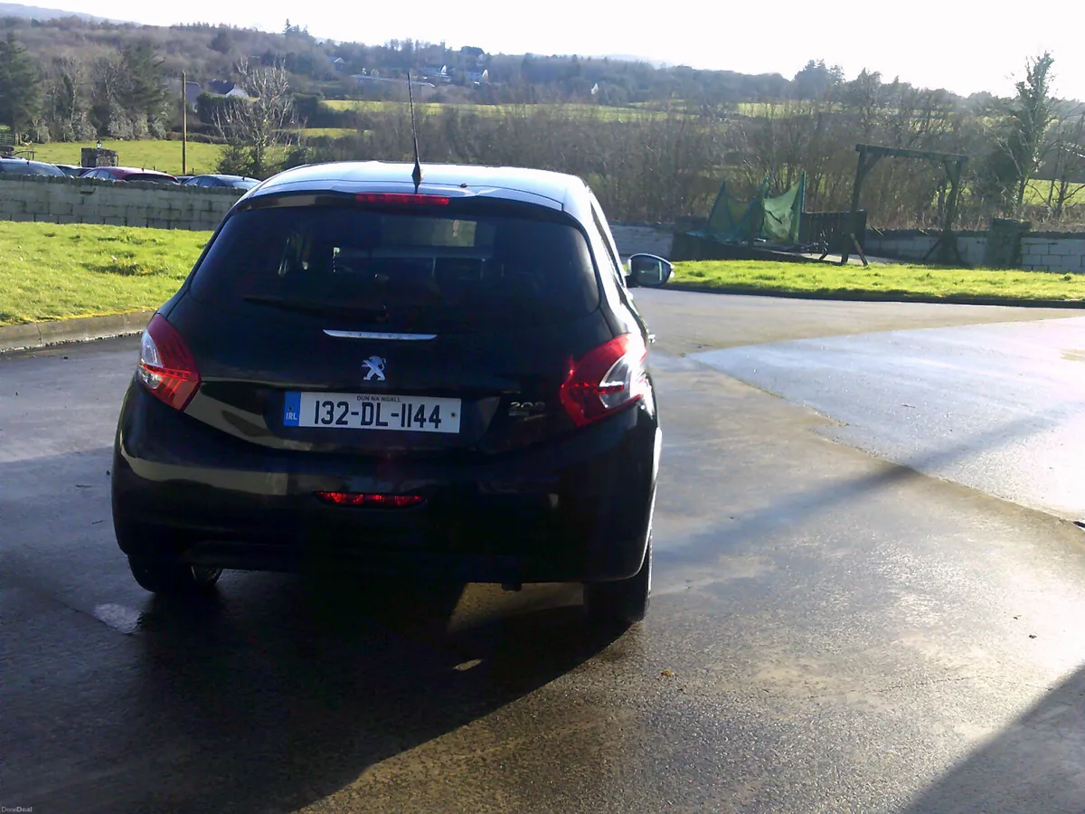 Peugeot 208 2013 - Image 4