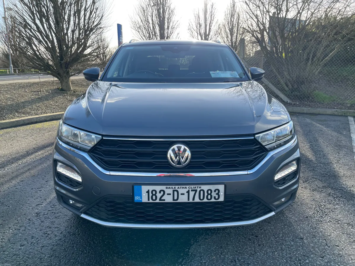 Volkswagen T-Roc 2018 - Image 2