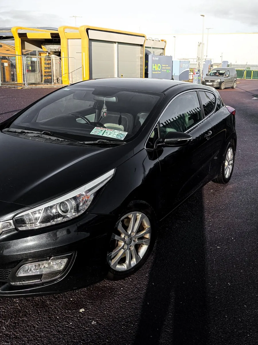Kia Ceed 2014 - Image 1