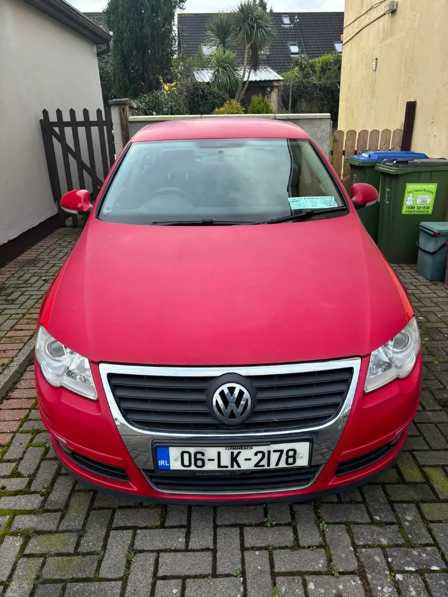 Volkswagen Passat 1.6 Petrol FSI 2006 - Image 1
