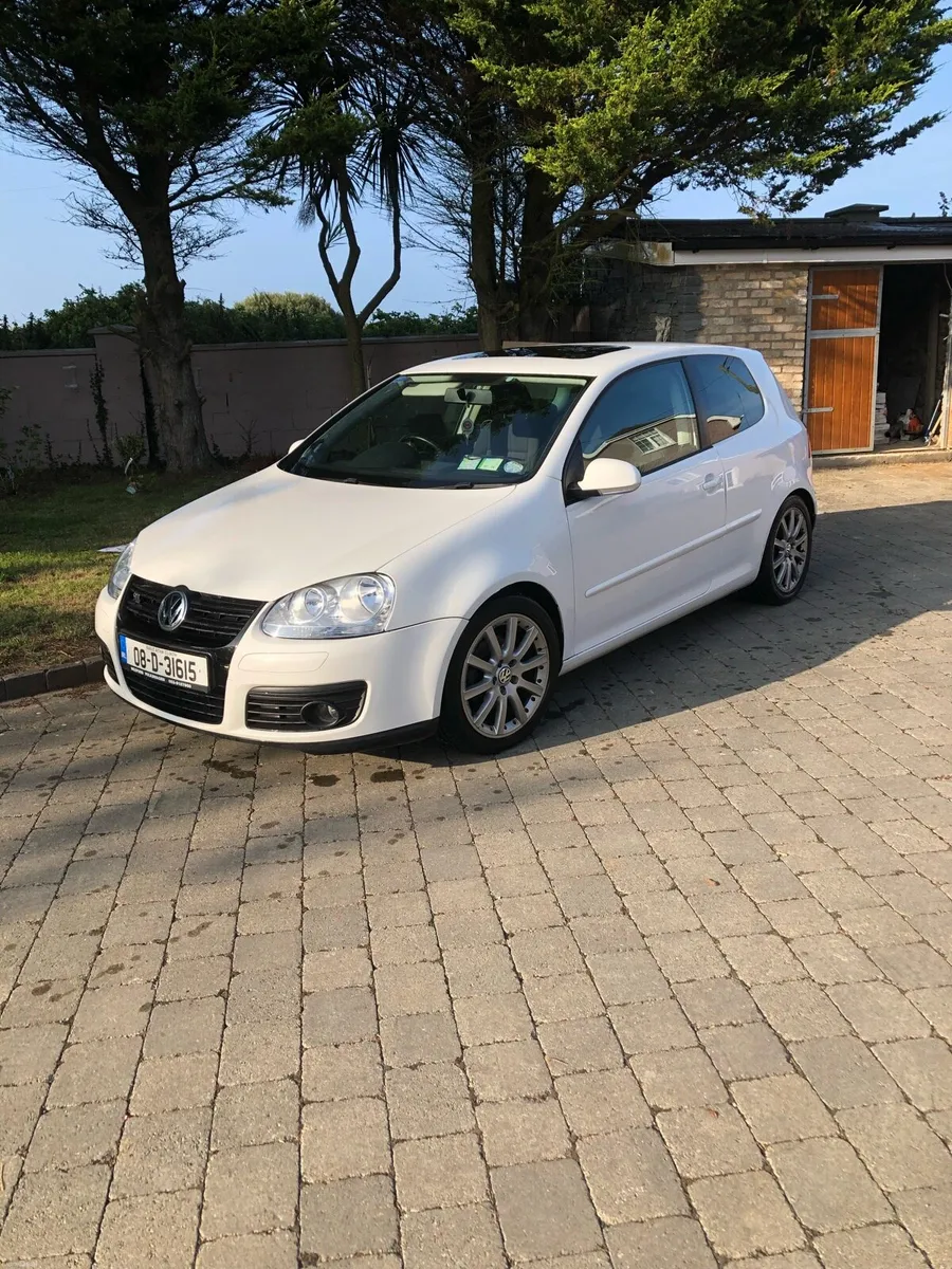 Volkswagen Golf 1.4 tsi - Image 1