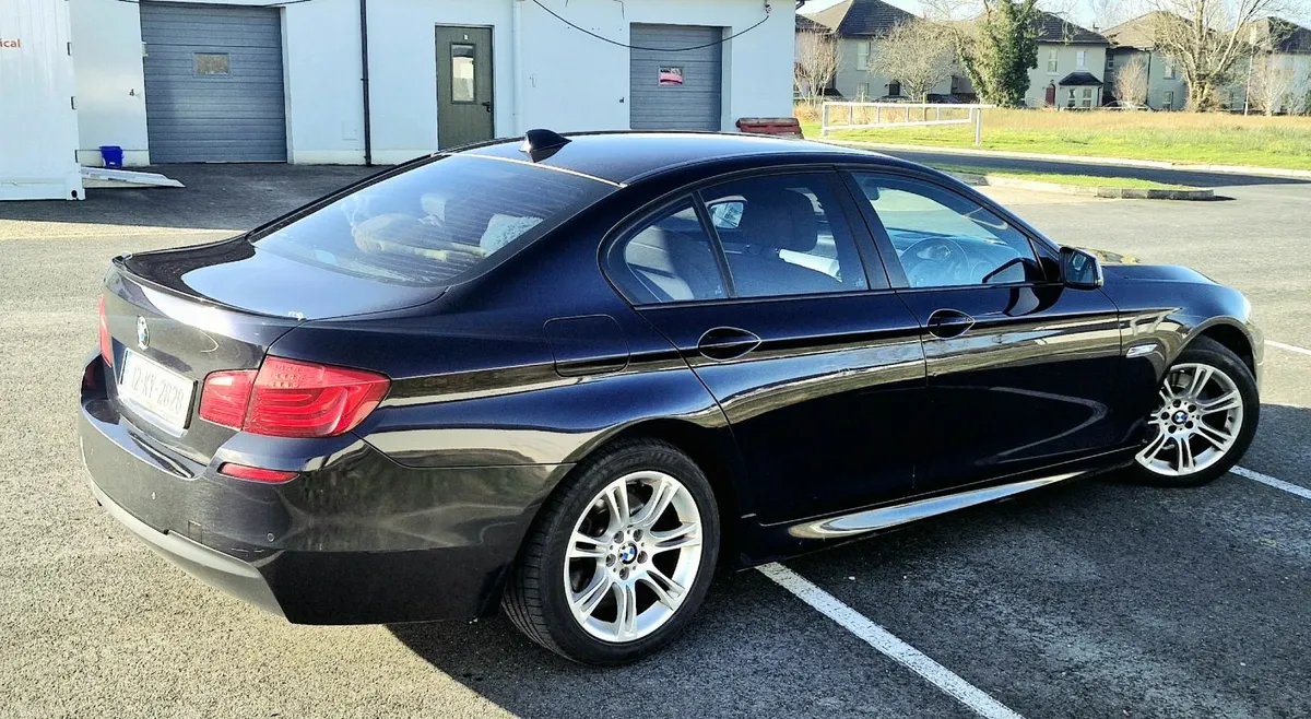 BMW 5-Series 2012 - Image 3