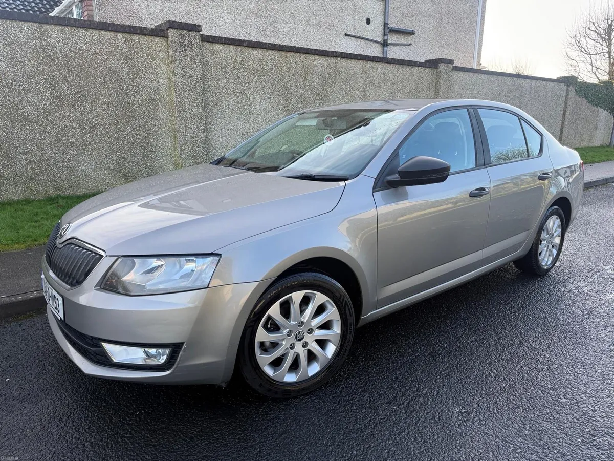 2015 Skoda Octavia 1.6 Diesel - Image 2