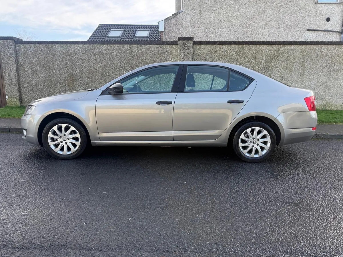 2015 Skoda Octavia 1.6 Diesel - Image 4