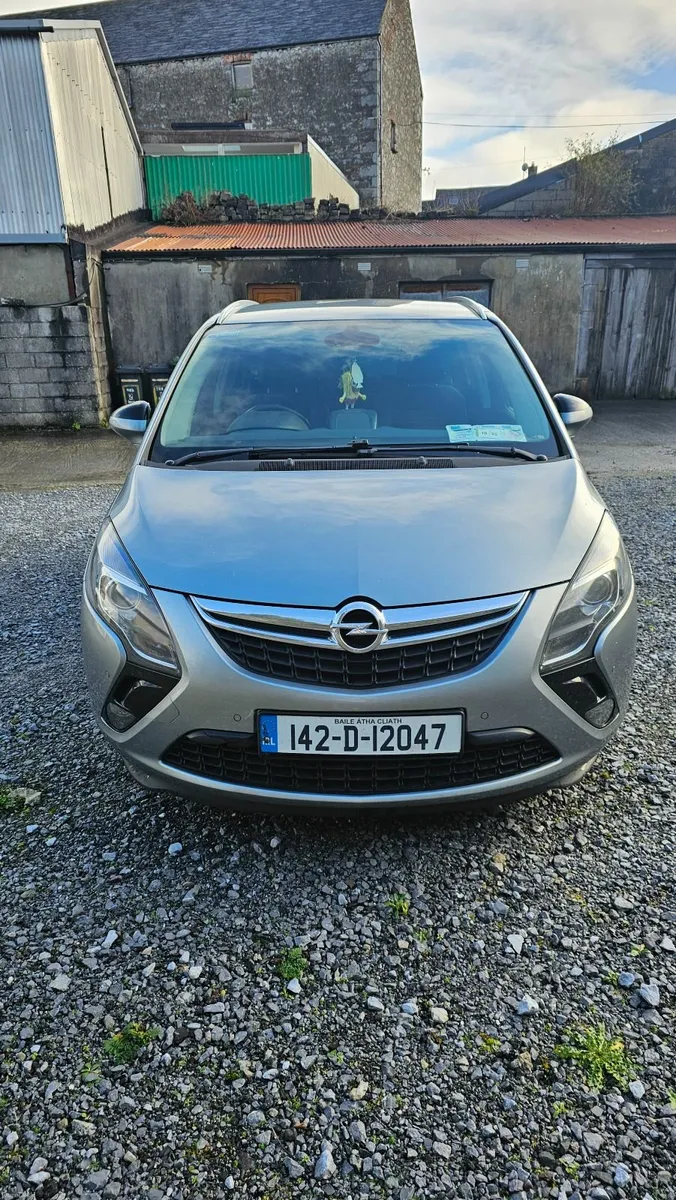 Opel Zafira 2014 - Image 1