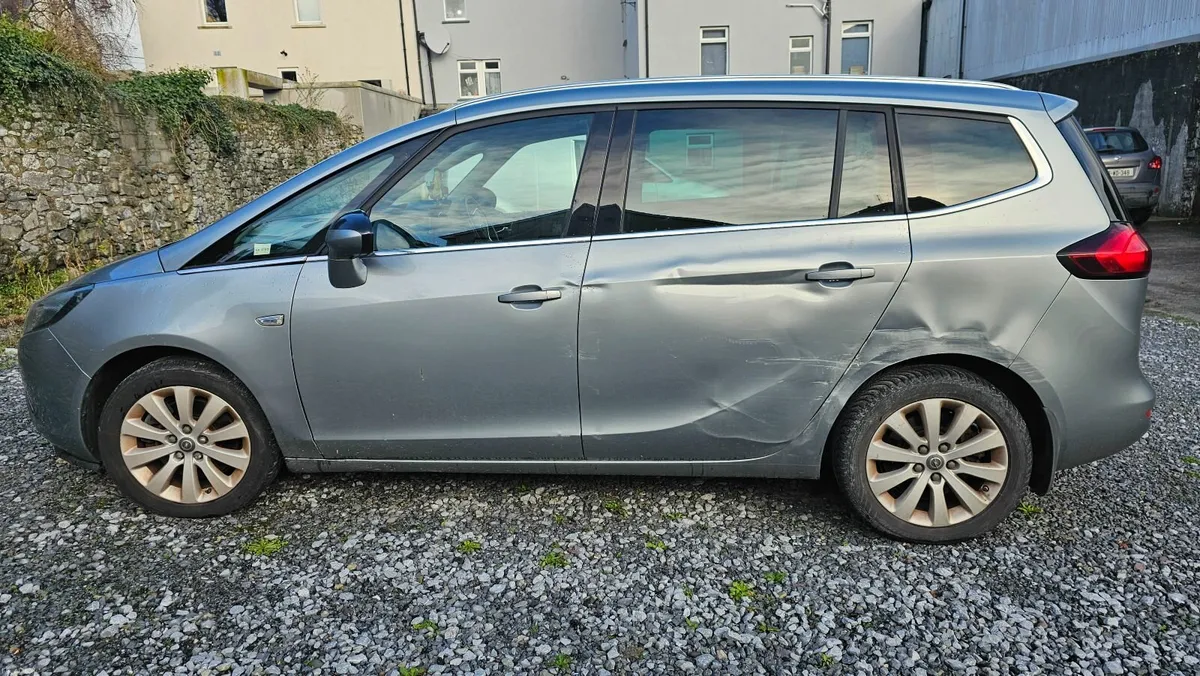 Opel Zafira 2014 - Image 3