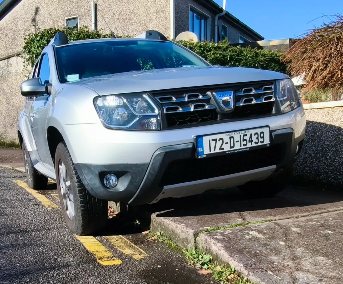 Dacia Duster, Very low mileage. - Image 1
