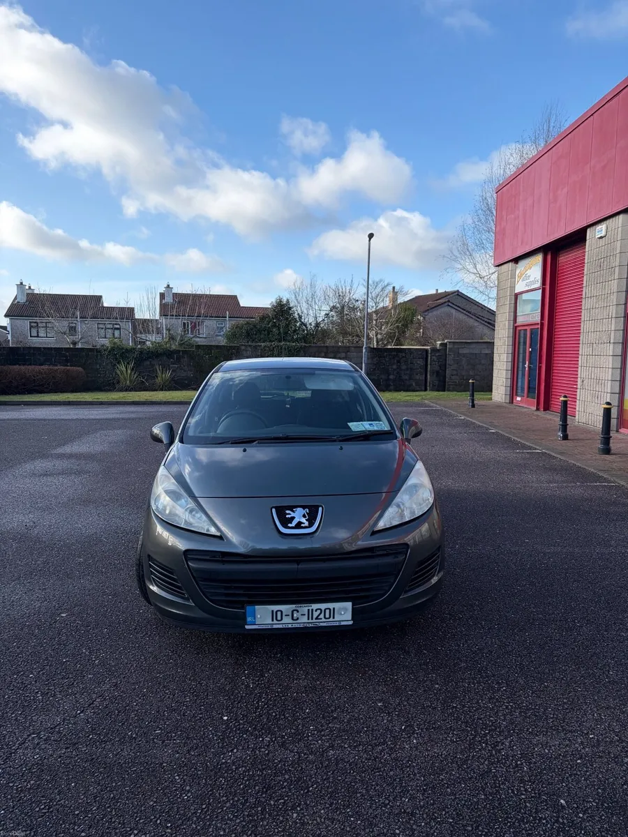 Peugeot 207 2010 - Image 1