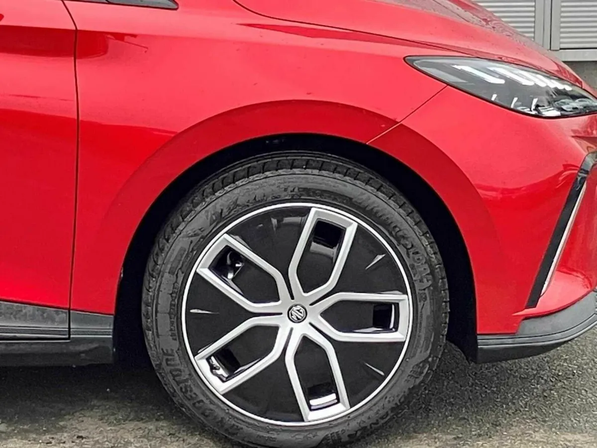 MG4 *Top Spec* Trophy/Exclusive Long Range EV - Image 3