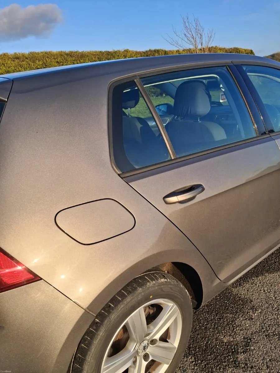 Volkswagen Golf 2014 - Image 1