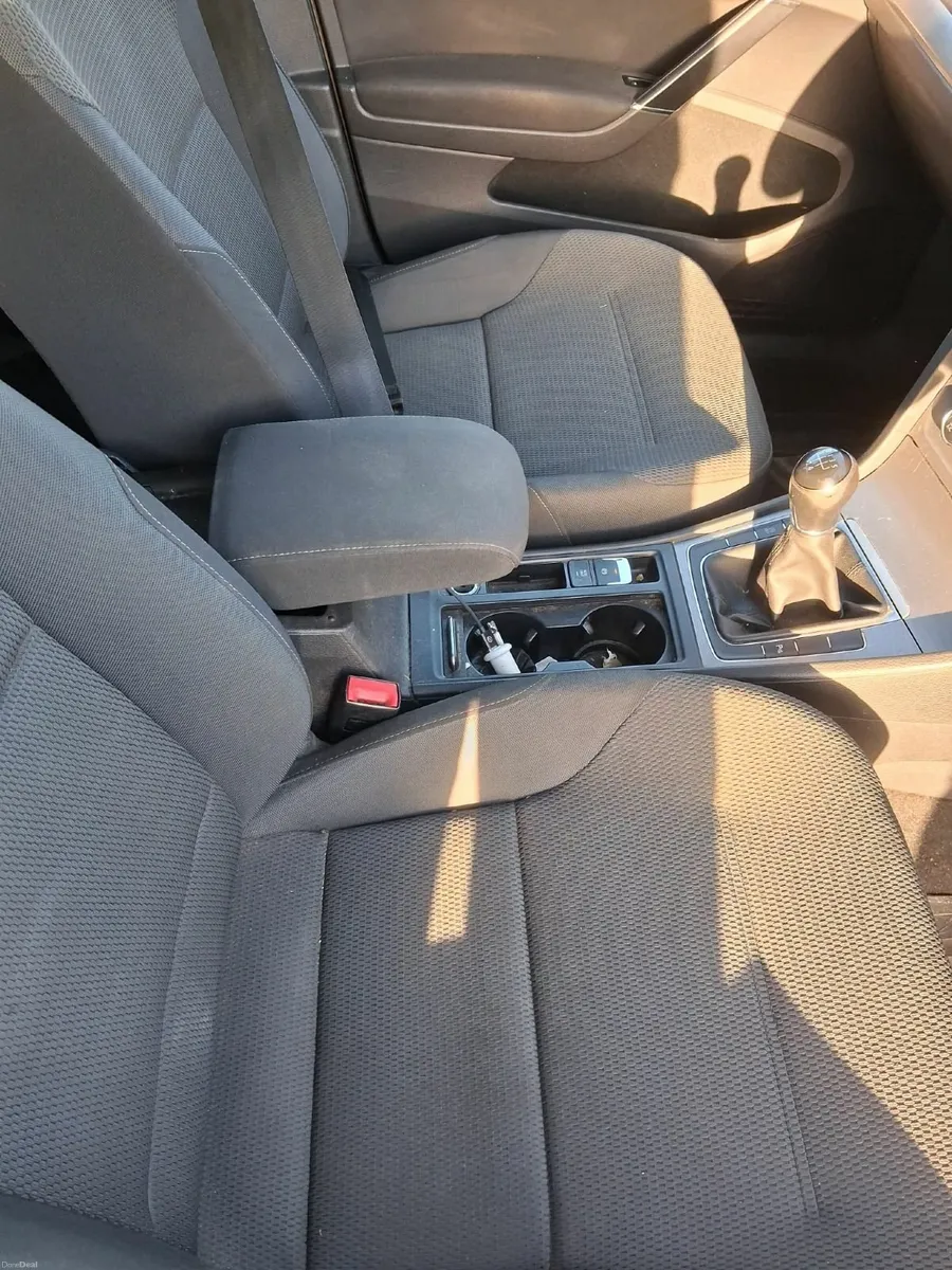 Volkswagen Golf 2014 - Image 3