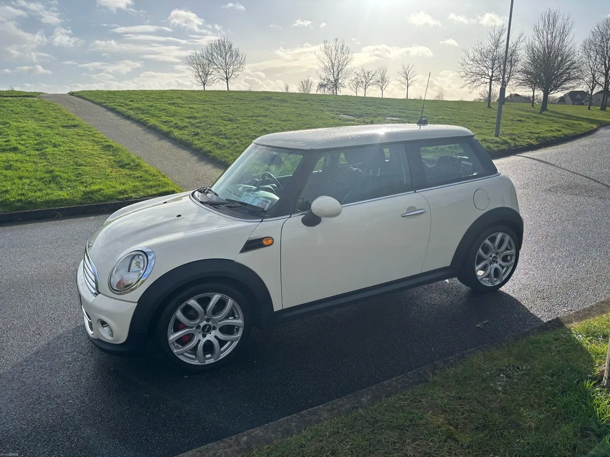 Mini Cooper 2011 - Image 4