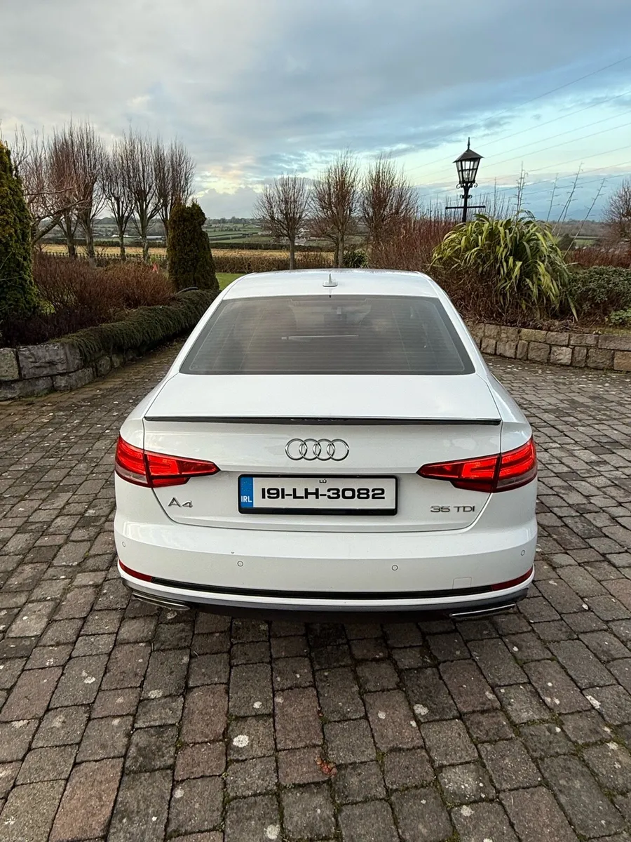 2019 audi a4 sport - Image 3