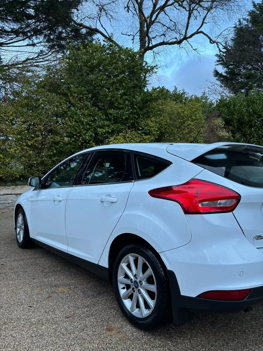 Ford Focus 1.5 Diesel Full Service History - Image 3